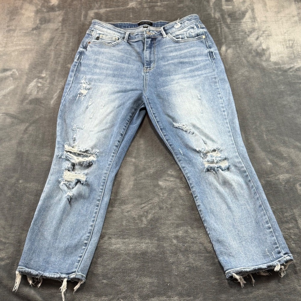 Judy Blue‎ Straight Fit Distressed Jeans Womens Size 15/32 Raw Hem High Rise